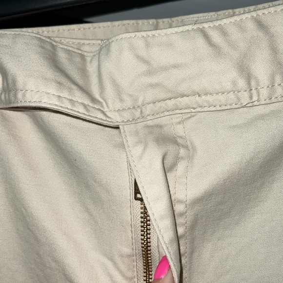 Venezia Ladies’ Khaki Capris - Picture 3 of 6